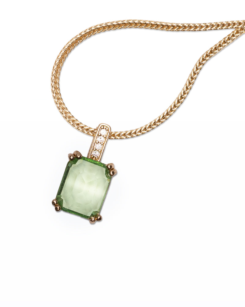 Collana Emerald Touch – Pendente con pietra verde